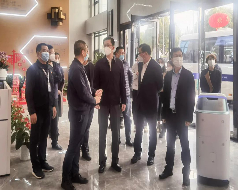 新春慰問送溫暖 凝心聚力促共富(圖1) 新春慰問送溫暖 凝心聚力促共富(圖1)