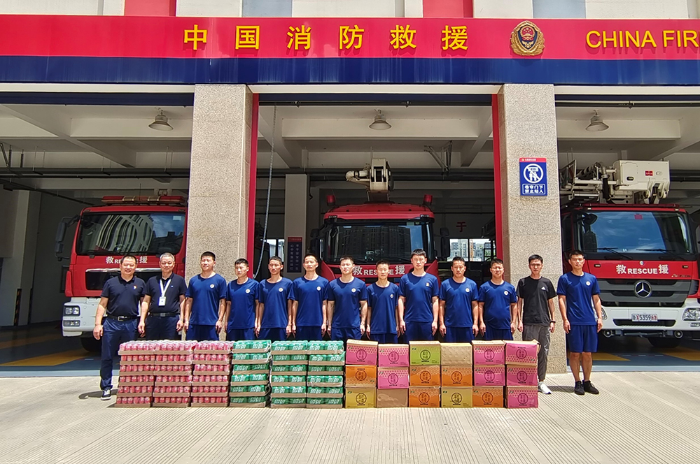 軍企共建 情濃八一(yī) | 精華股份開展八一(yī)走訪慰問活動(圖2) 軍企共建 情濃八一(yī) | 精華股份開展八一(yī)走訪慰問活動(圖2)